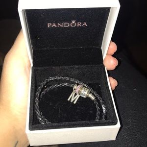 Gorgeous Pandora bracelet 😊